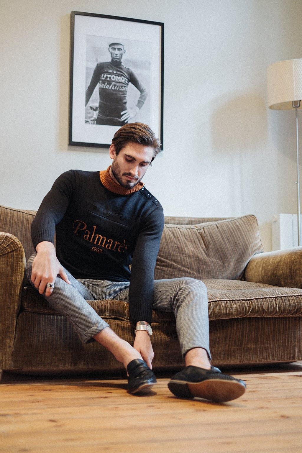 SUÉTER DE LANA NEGRA DE PRESTIGIO